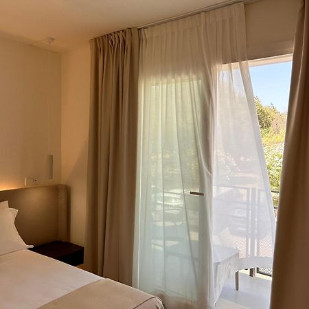 Vireo Rooms Santa Maria Navarrese Ngoại thất bức ảnh