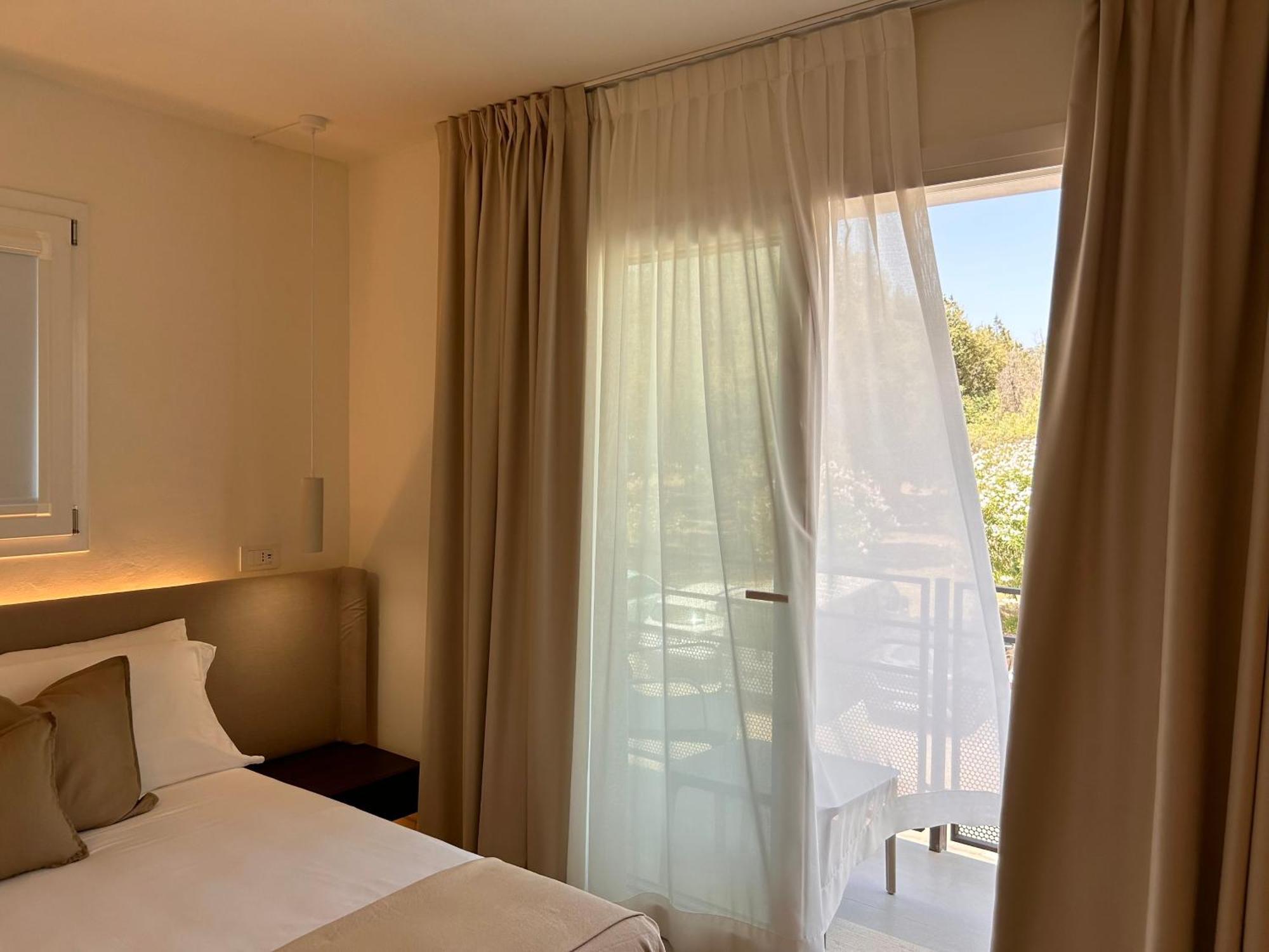 Vireo Rooms Santa Maria Navarrese Ngoại thất bức ảnh