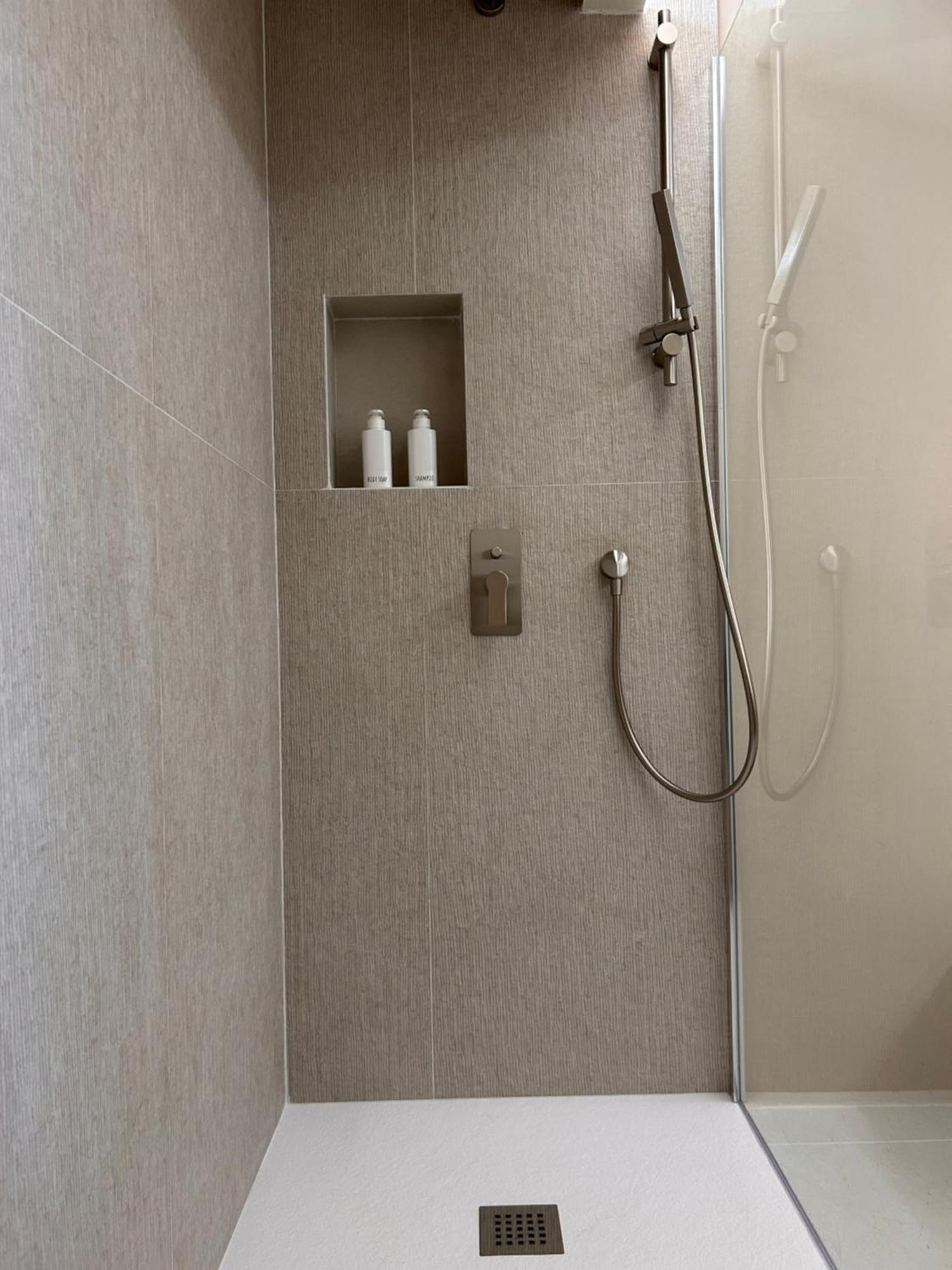 Vireo Rooms Santa Maria Navarrese Ngoại thất bức ảnh