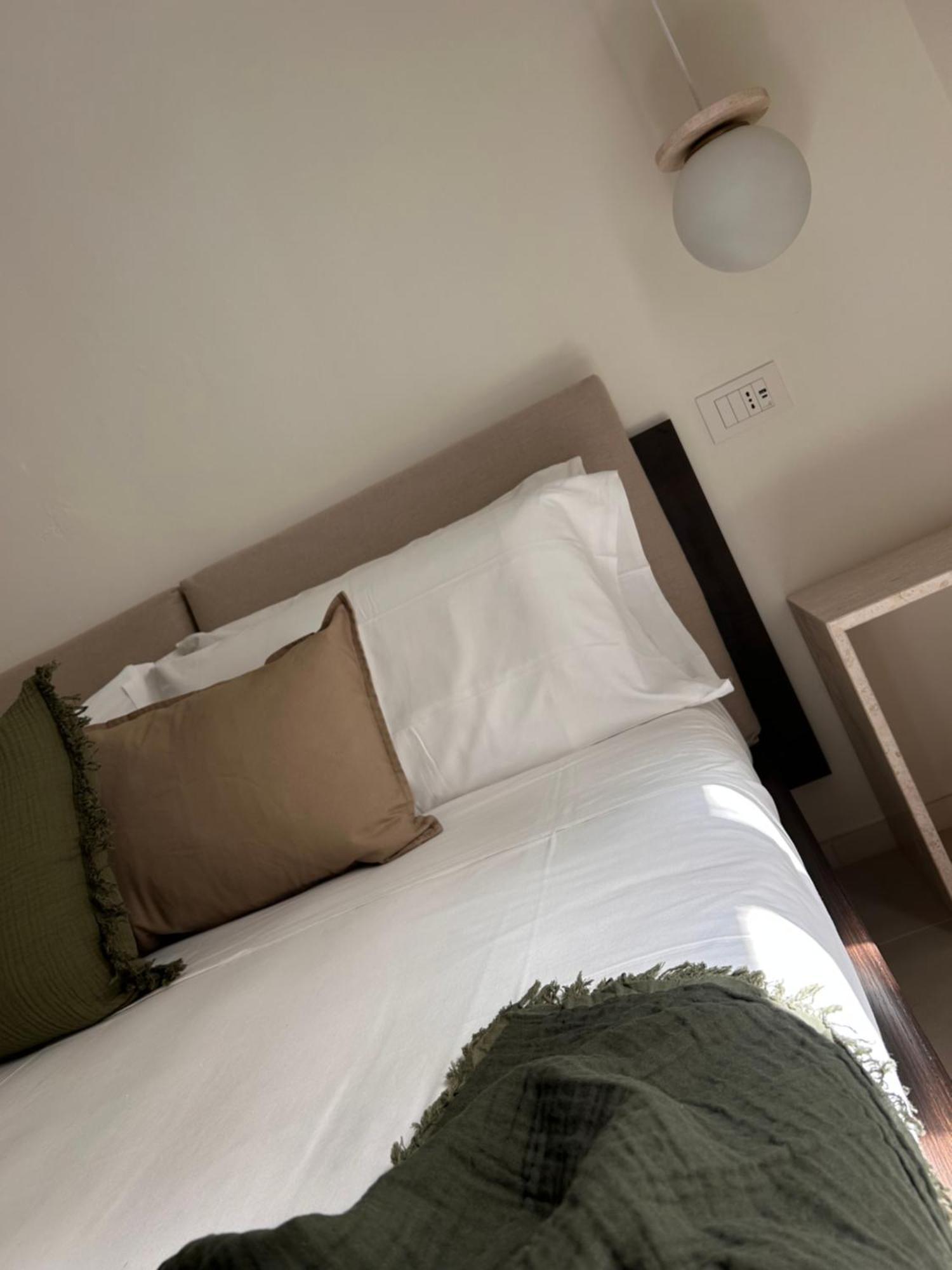 Vireo Rooms Santa Maria Navarrese Ngoại thất bức ảnh