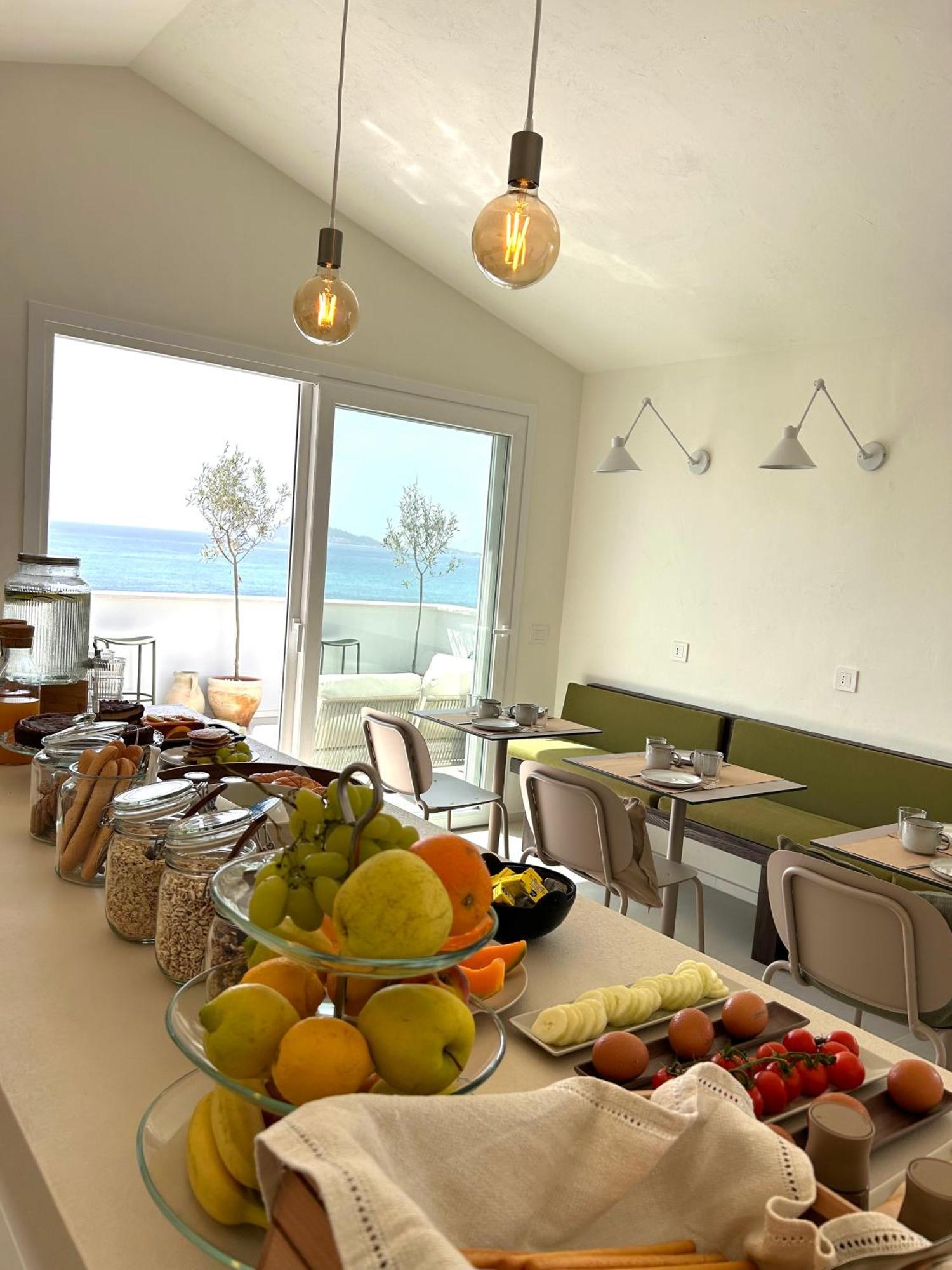 Vireo Rooms Santa Maria Navarrese Ngoại thất bức ảnh
